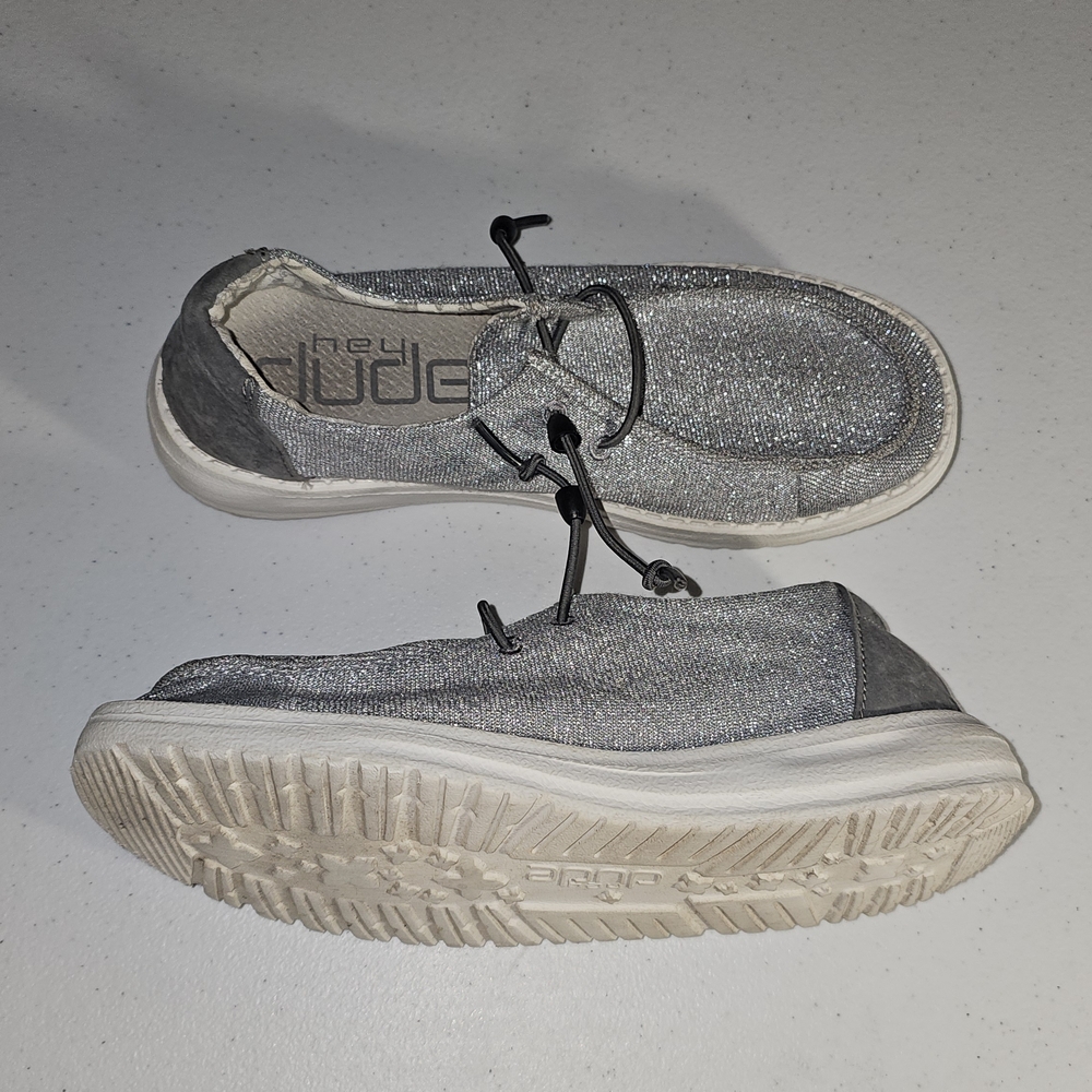 Hey Dude Wendy Stretch Sparkling Gray Size US6/ Euro 37 Comfy, Fun, Trendy VGUC - Picture 7 of 16